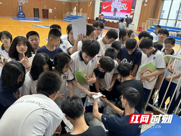 如何使用智能健身设备进行篮球专项训练_0